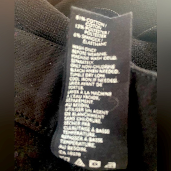 Hue black stretchy pants. Size Small. - Picture 6 of 6